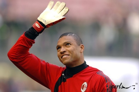 加泰电台：拉波尔塔想请前球员回诺坎普拍照，梅西不太可能去