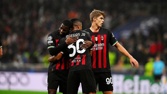 青岛强力外援助力取胜