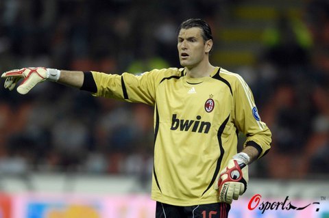 爱尔兰主帅：C罗只是一时冲动；球迷营造了难以置信的氛围