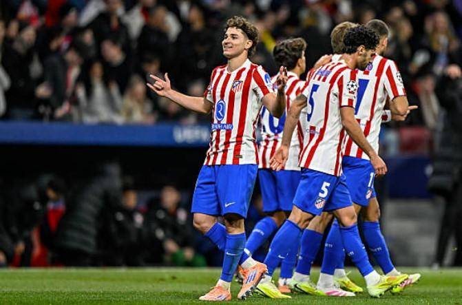 阿森纳成为第二支，在小组赛／联赛阶段10连胜的英伦球队