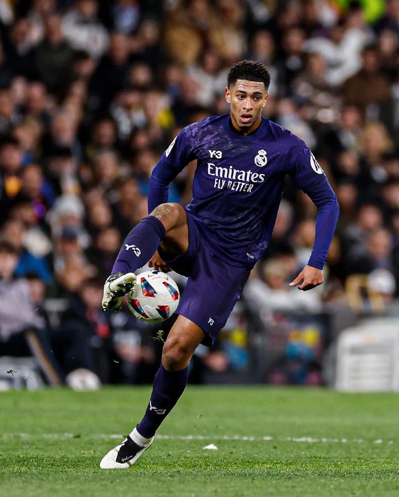 西甲前瞻：塞尔塔平局大师主场胜率0%，西班牙人新赛季状态出色（西甲前瞻：平局大师塞尔塔主场仍未取胜，西班牙人新季势头强劲）