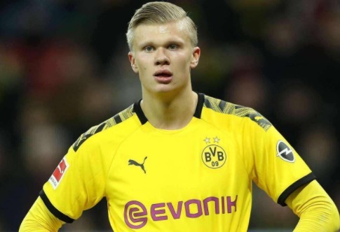 记者：米特里策今日接受微创手术，浙江队主帅已提前联系下家（记者称米特里策今日接受微创手术，浙江主帅已提前对接下家）